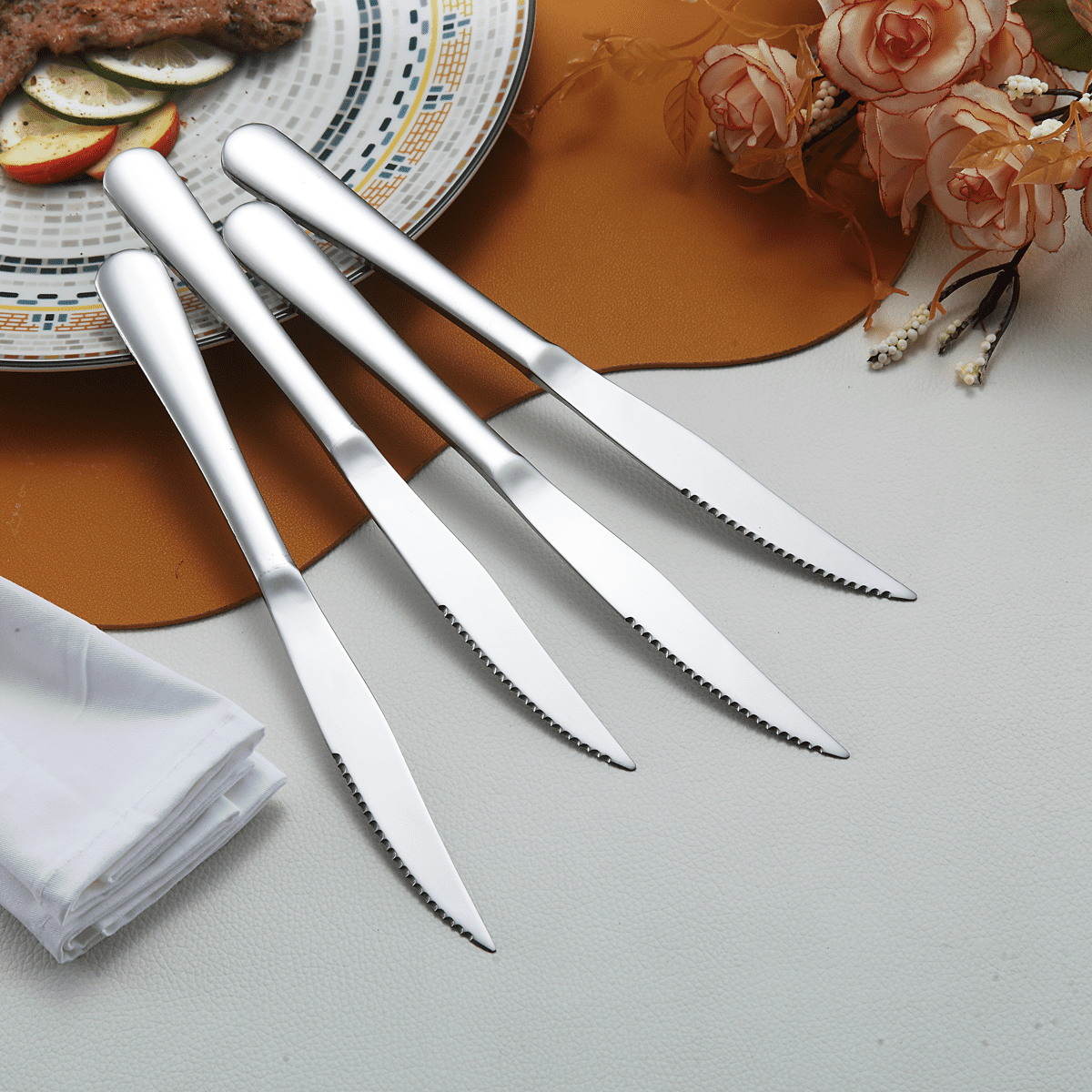 Stainless Steel Serrated Steak Knife Set of 6, BuyGo Gold Color Heavy Duty  Dinner Table Knives for Cutting Meat, Beef, 8.6 Inch, Dishwasher Safe
