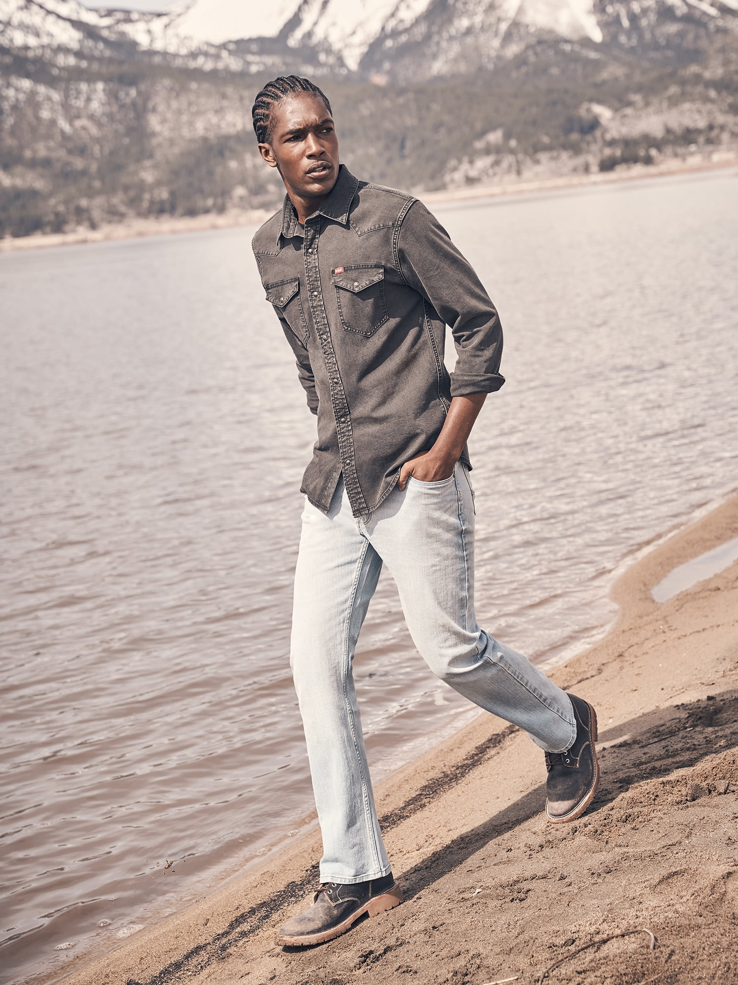 Wrangler Men's and Big Men's Relaxed Bootcut Jean
