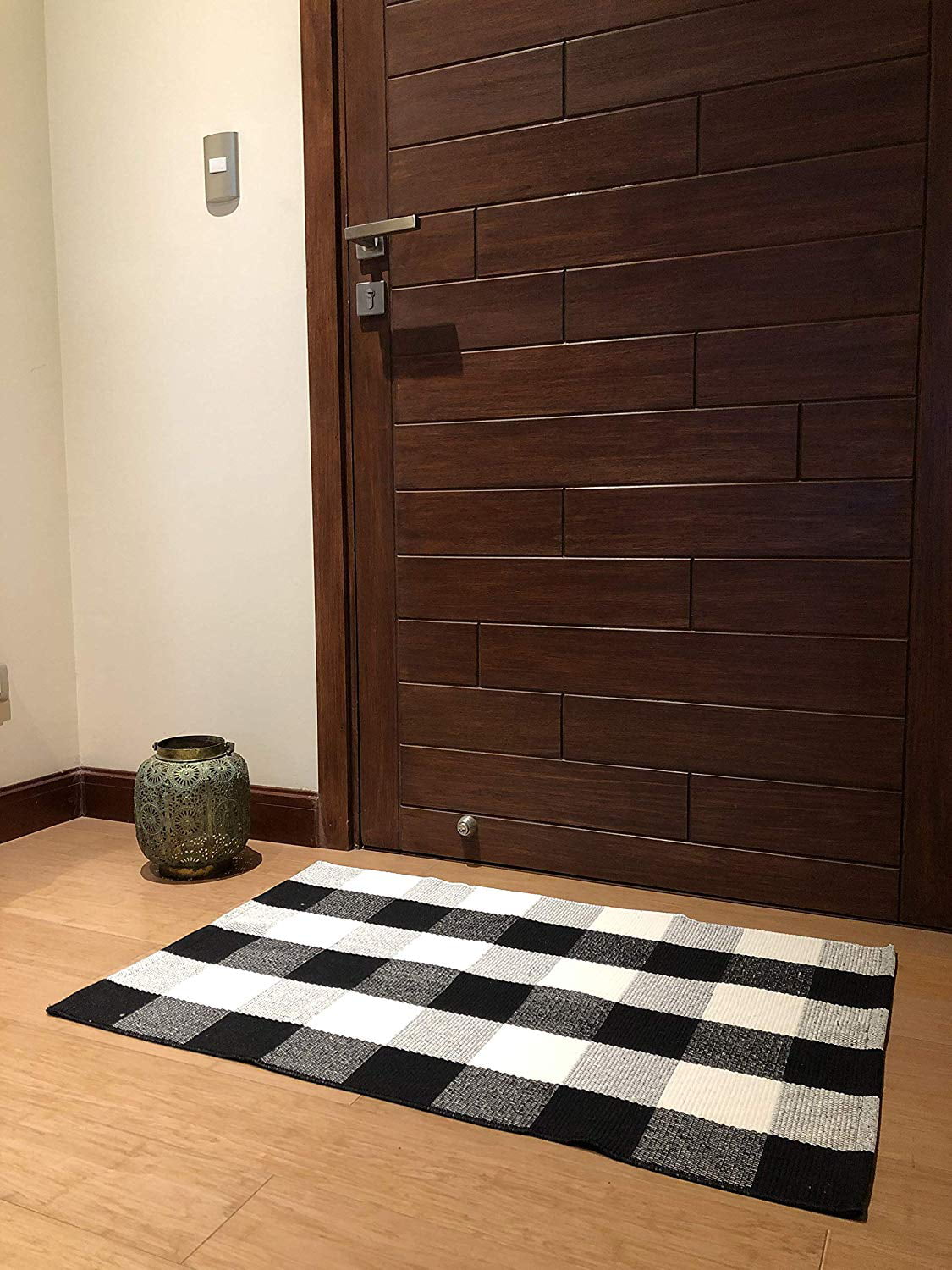  Welcome Mats for Front Door-Outdoor Indoor Kitchen Mat Retro  Black and White Buffalo Plaid Door Mats for Home Entrance Non-Slip Bathroom  Rugs Washable Floor Mats for Sink/Porch 16x24inch : Patio, Lawn