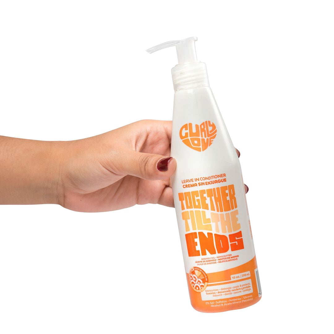 Curly Love Leave-in Conditioner Detangles, Protects and Conditions Curly Hair.