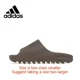 thumbnail image 3 of Zapatillas Yeezy SLIDE originales, sandalias de goma Eva para zapatos de hombre y mujer, sandalias de playa de verano, zapatos casuales para exteriores, 3 of 5