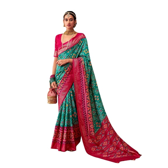 Traditional Ethnicwear Pine Green Cotton Silk Ikkat Print Saree