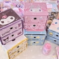 thumbnail image 2 of Caja de almacenamiento Kawaii Kuromi My Melody Cinnamoroll, cajón plegable de doble capa, de dibujos animados, para escritorio, regalo de joyería, 2 of 4