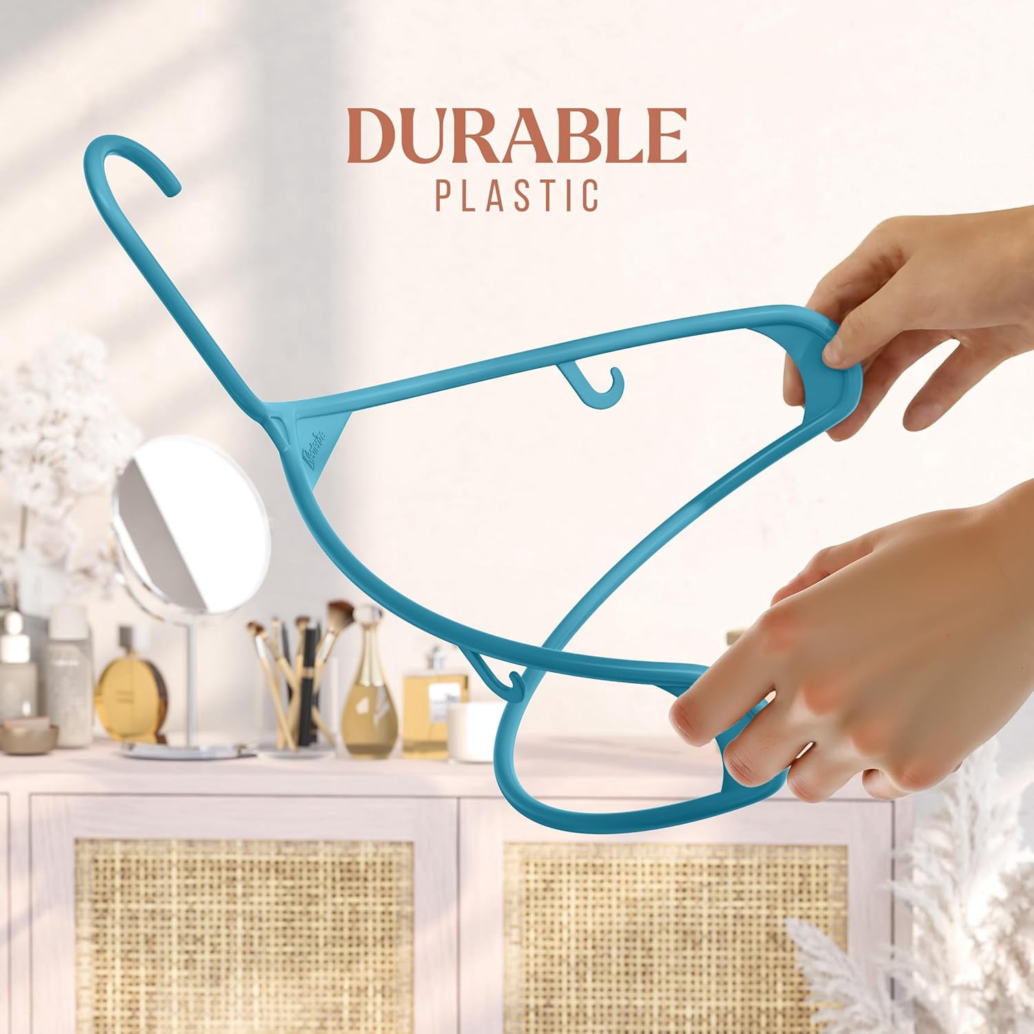 Plastic Hangers 20 Pack Blue - Clothes Hangers - Makes The Perfect Coat Hanger and General Space Saving Hangers for Closet and New Apartment Essentials - Percheros Ganchos para Colgar Ropa Hangars