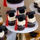 thumbnail image 5 of Gorra de graduación Ercadio 2026 para cupcakes Toppers, 30 unidades, con chocolate, 5 of 7