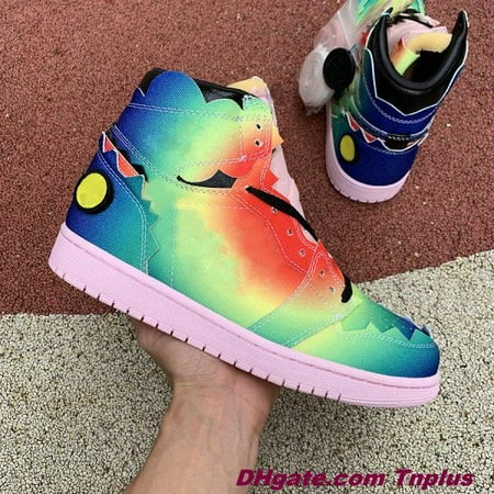

Retro 1 1s OG Basketball Shoes Mens Women Starfish Fragment Travis Scotts Patent Bred Hyper Royal Tan Gum Light Smoke Grey Anthracite Gorge Green Trainers Sneakers