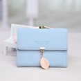 thumbnail image 1 of Cartera corta para mujer, de PU, con colgante de hoja, bolso de tres pliegues, monedero para mujer, 1 of 4