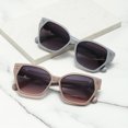 thumbnail image 2 of Gafas de sol de marca de lujo para hombre y mujer, anteojos de sol femeninos, elegantes, Glamour de Cateye, tendencia, nuevos, 2 of 5