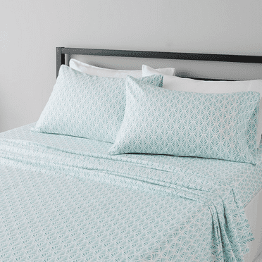 Lightweight Super Soft Easy Care Microfiber 4 Piece Bed Sheet Set