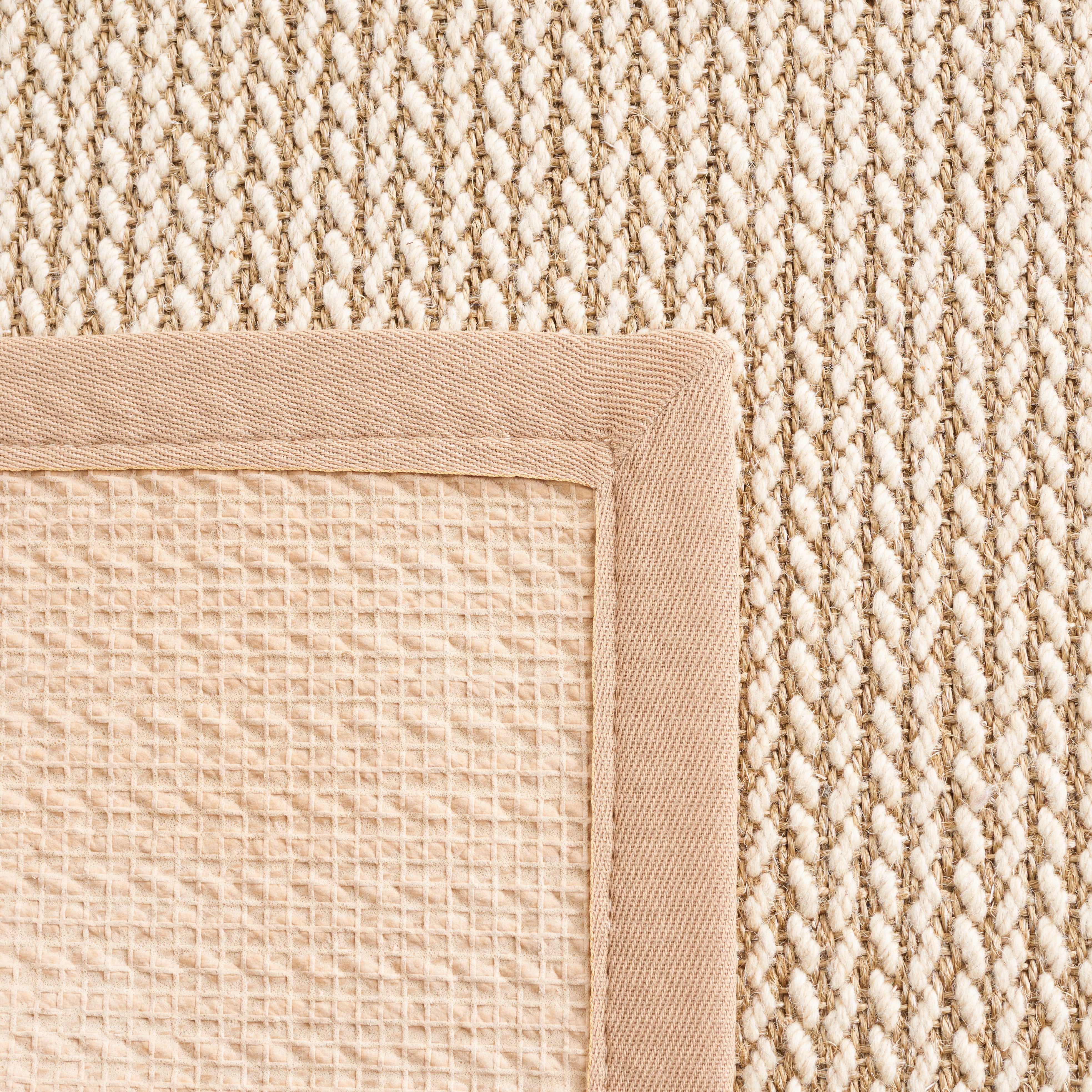 SAFAVIEH Natural Fiber Rosheen Bordered Area Rug, Beige, 6' x 6' Square