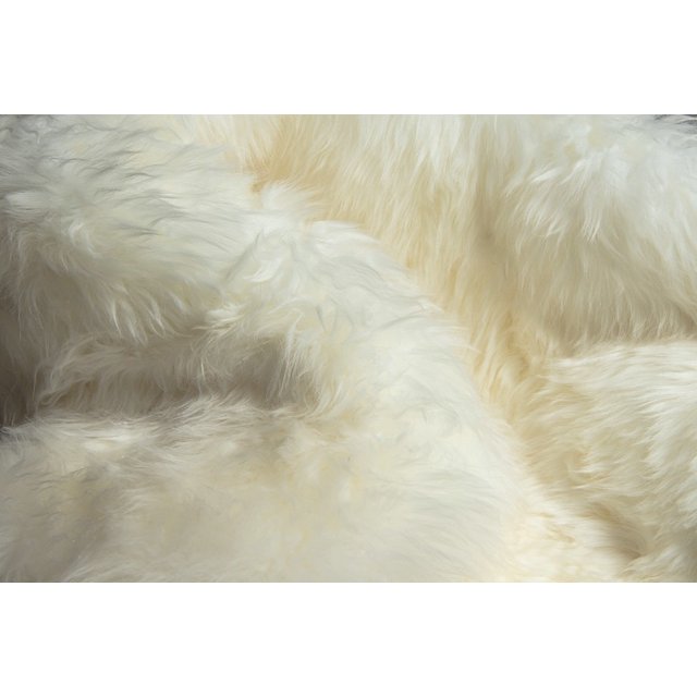 homeroots home decor 388539 2' x 5' Natural Rectangular Sheepskin Area Rug