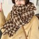 thumbnail image 4 of Bufandas para mujer, bufandas de invierno cálidas y acogedoras para mujer, bufandas gigantes con cuadros gruesos y suaves, elegantes, chal tipo capa, 4 of 6