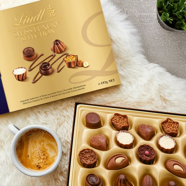 Lindt SWISS LUXURY SELECTION Assorted Chocolate Pralines Gift Box