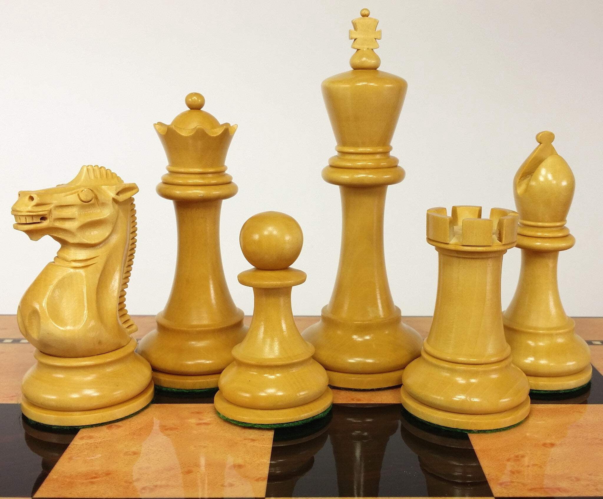 Black 4 5/8" Anderssen Staunton Wood Chess Set Large 20" Walnut Color Storage