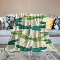 thumbnail image 2 of Manta de felpa de libélula verde azulado para niños y niñas, regalo para mujeres, manta de forro polar para cama, sofá, manta Sherpa de animales, decoración de habitación, manta borrosa verde azulado, 2 of 6