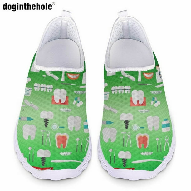 Doginthehole - Zapatos planos con estampado de enfermera dental y dibujos animados de colores degradados para mujer, zapatillas informales de verano para hospital, zapatillas de malla para enfermería