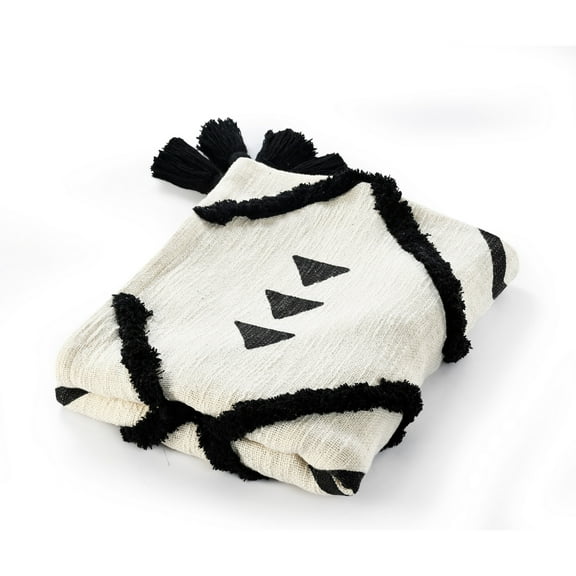 HomeRoots 516491 Woven Cotton Geometric Throw Blanket, Black & White