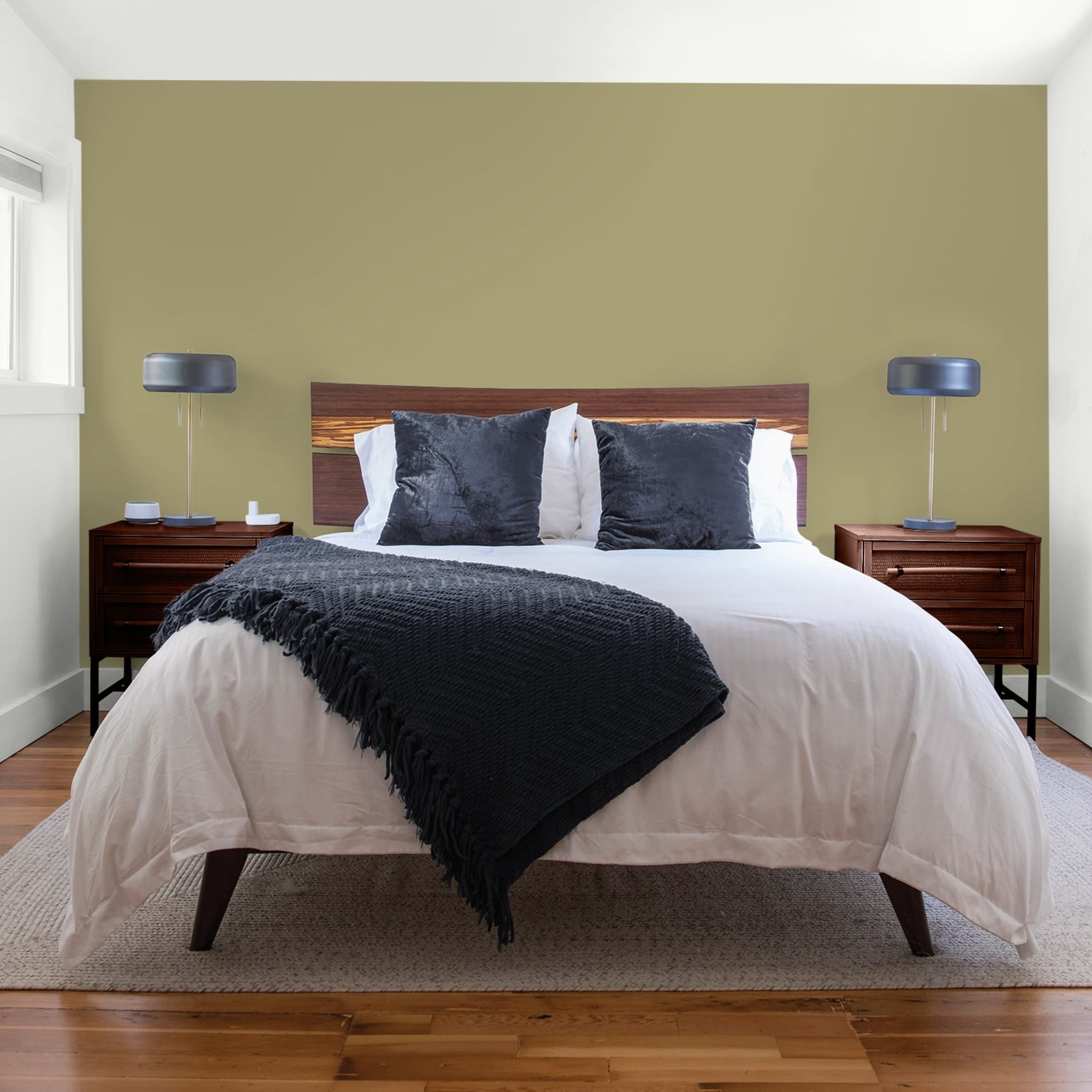 Glidden One Coat Sweet Annie / Green Flat Interior Paint with Primer, 1 Gallon