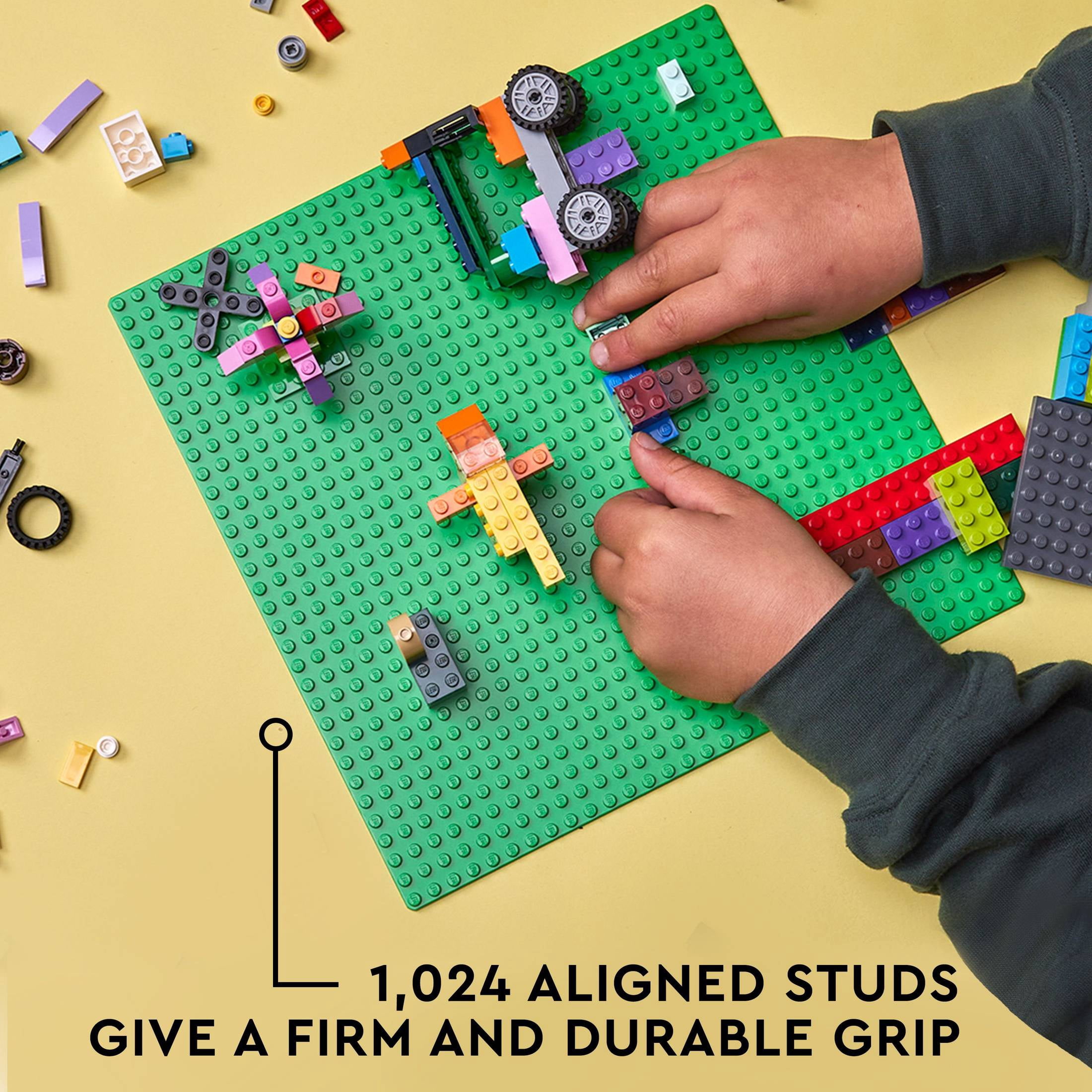 (3 pack) LEGO Classic Green Baseplate, Square 32x32 Stud Foundation to Build, Play, and Display Brick Creations, Great for Grassy Nature Landscapes, 11023