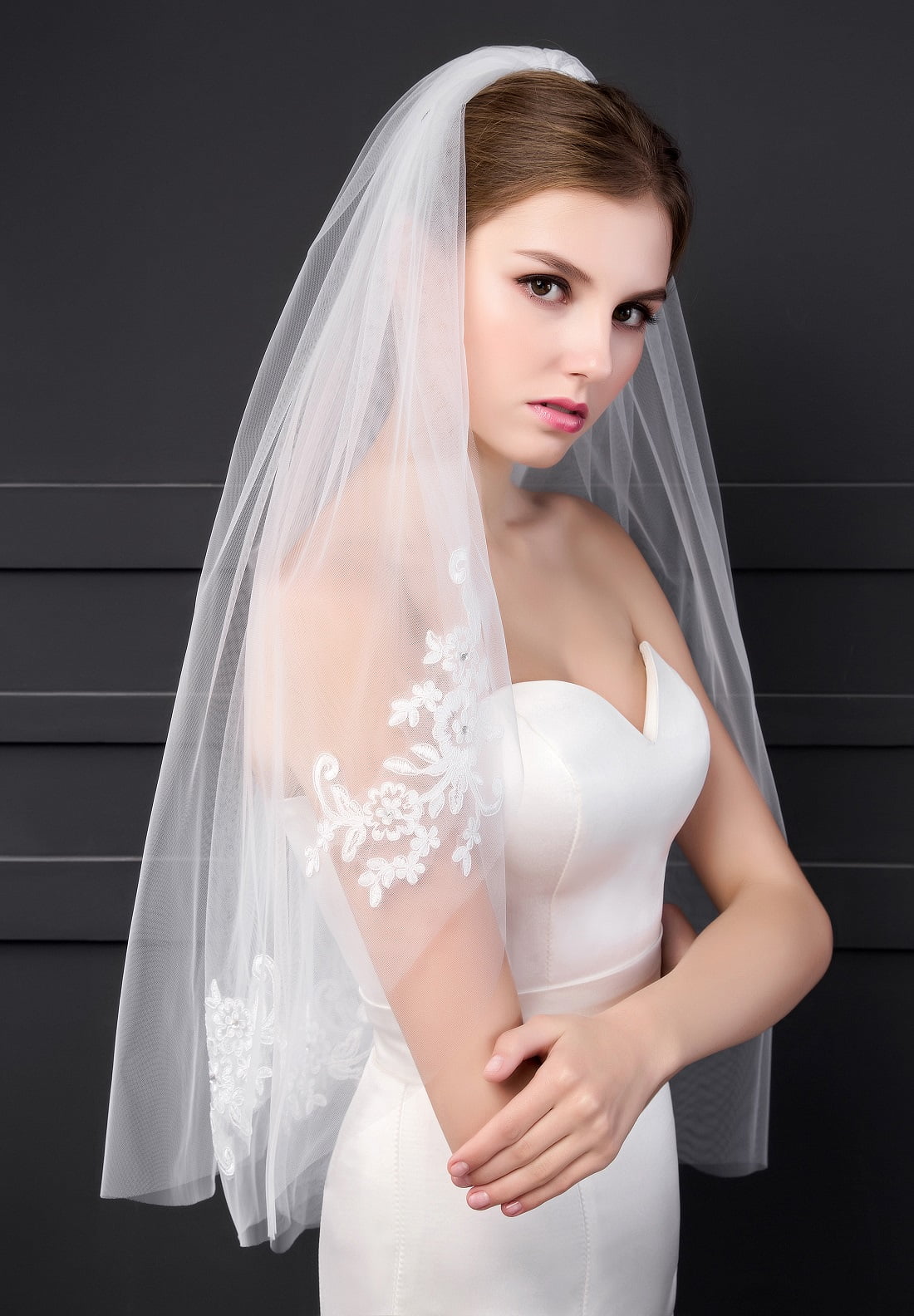 EllieWely 2 Tier Fingertip Length 90 cm(35 inch) Lace Wedding Bridal Veil  With Metal Comb X33 