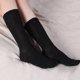 thumbnail image 5 of 1 par de calcetines deportivos de verano con dos dedos, estilo chanclas Tabi, de algodón, para mujer Negro, 5 of 9