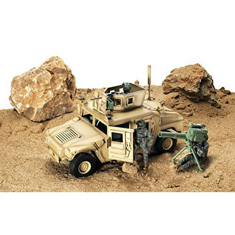 Sunny Days Entertainment M1114 Up-Armored Humvee – Vehicle Playset with  Action Figure and Realistic Accessories | 9 Piece Military Toy Set for Kids  –
