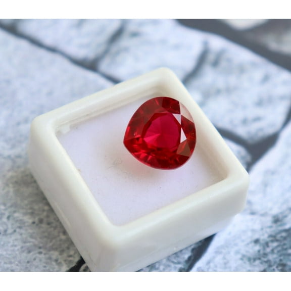 10 Ct Synthetic lab-Created Red Ruby Emerald Shape Loose Gemstone