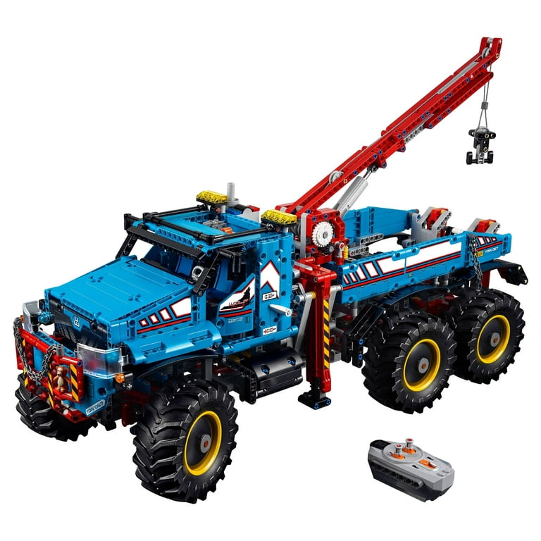 LEGO Technic 6x6 All Terrain Tow Truck 42070