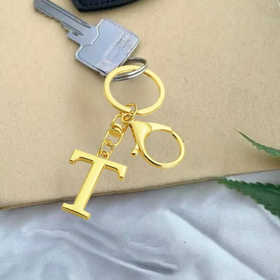 Foqnuq Alphabet Letter Keychain, Initial Pendant, Gold Metal Alloy Keyring – Monogram Name Charm, Bag/Car/Wallet Accessory, Gift/Christmas Stocking