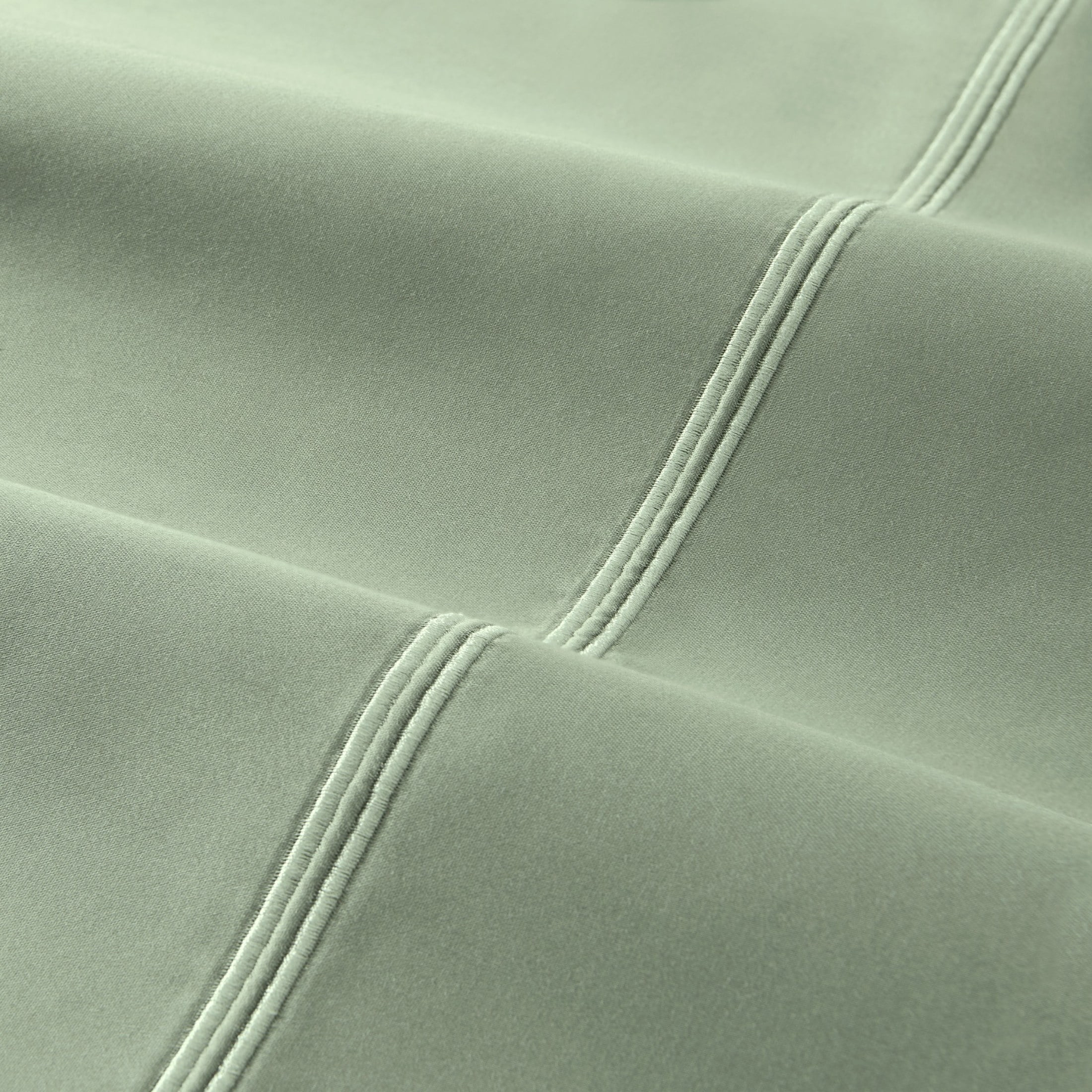 Wamsutta 1846 650 Thread Count Sea Spray Egyptian Giza Cotton Sateen Pillow Cases, Queen (2 Count)