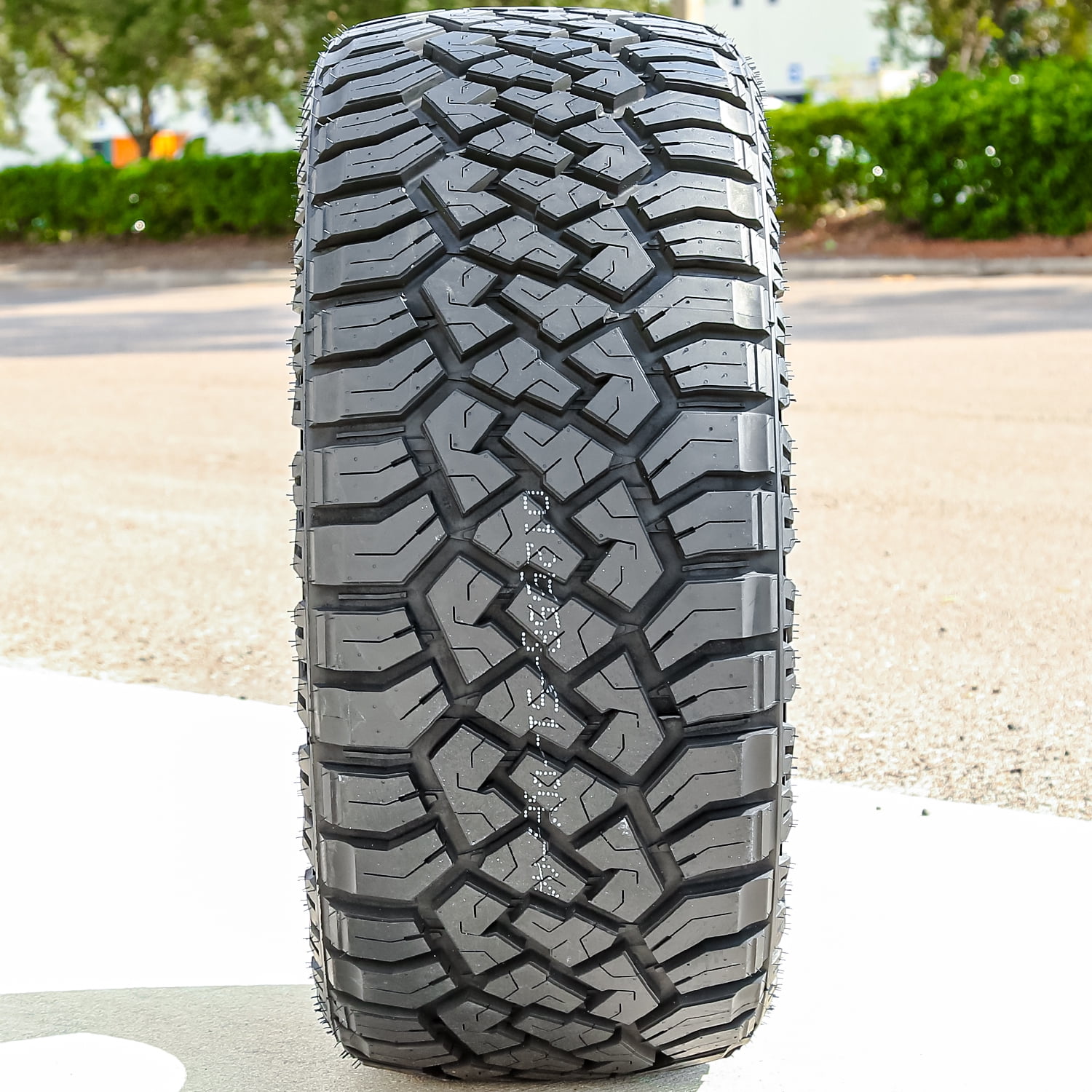 Arisun Aresta R/T ZG07 285/55R20 122/119Q E 10 Ply Rugged Terrain