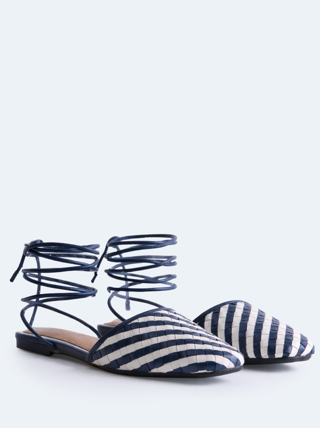 Free Assembly Women's Woven Wrap Slide Flats