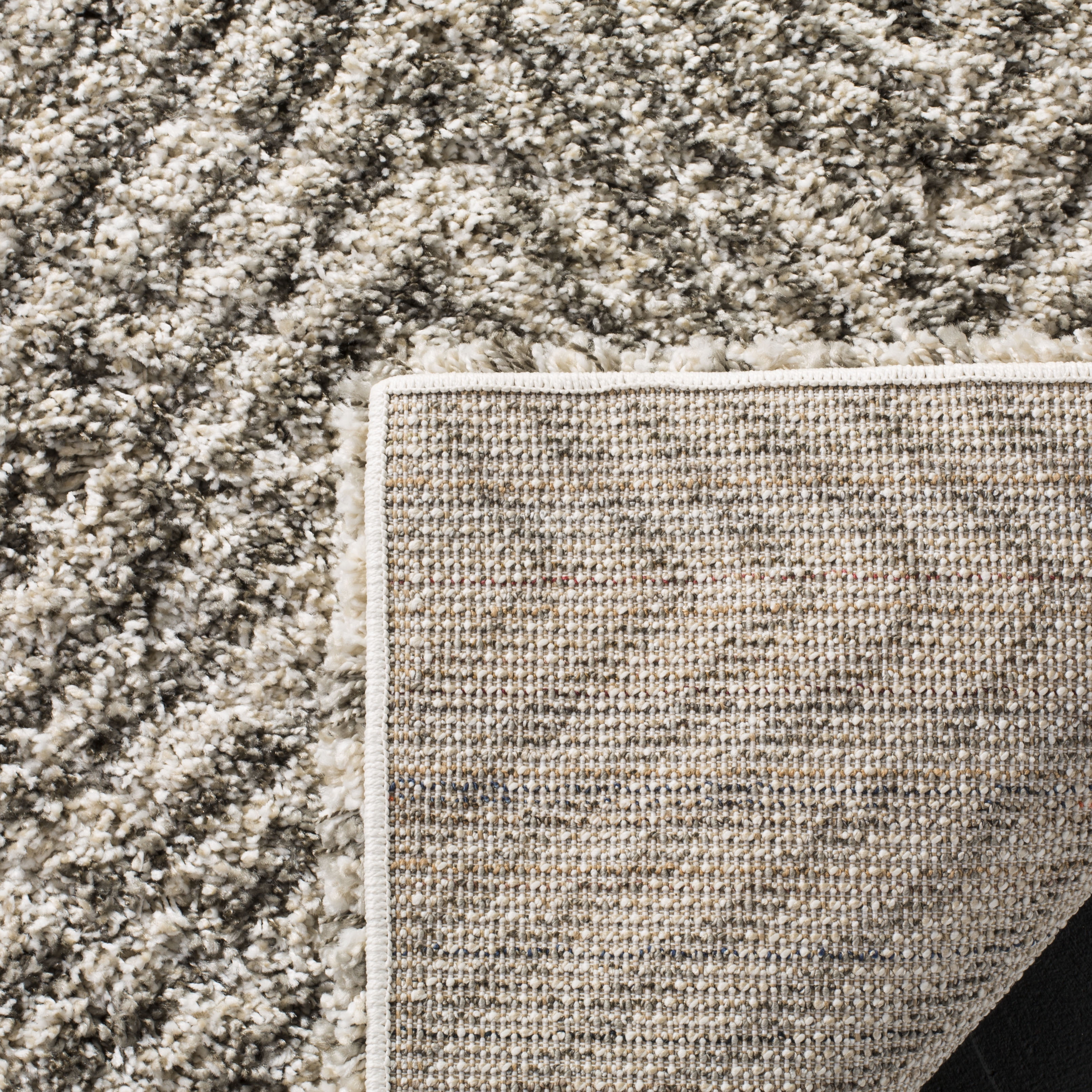 SAFAVIEH Hudson Shag Jake Chevron Area Rug, Ivory/Grey, 10' x 14'