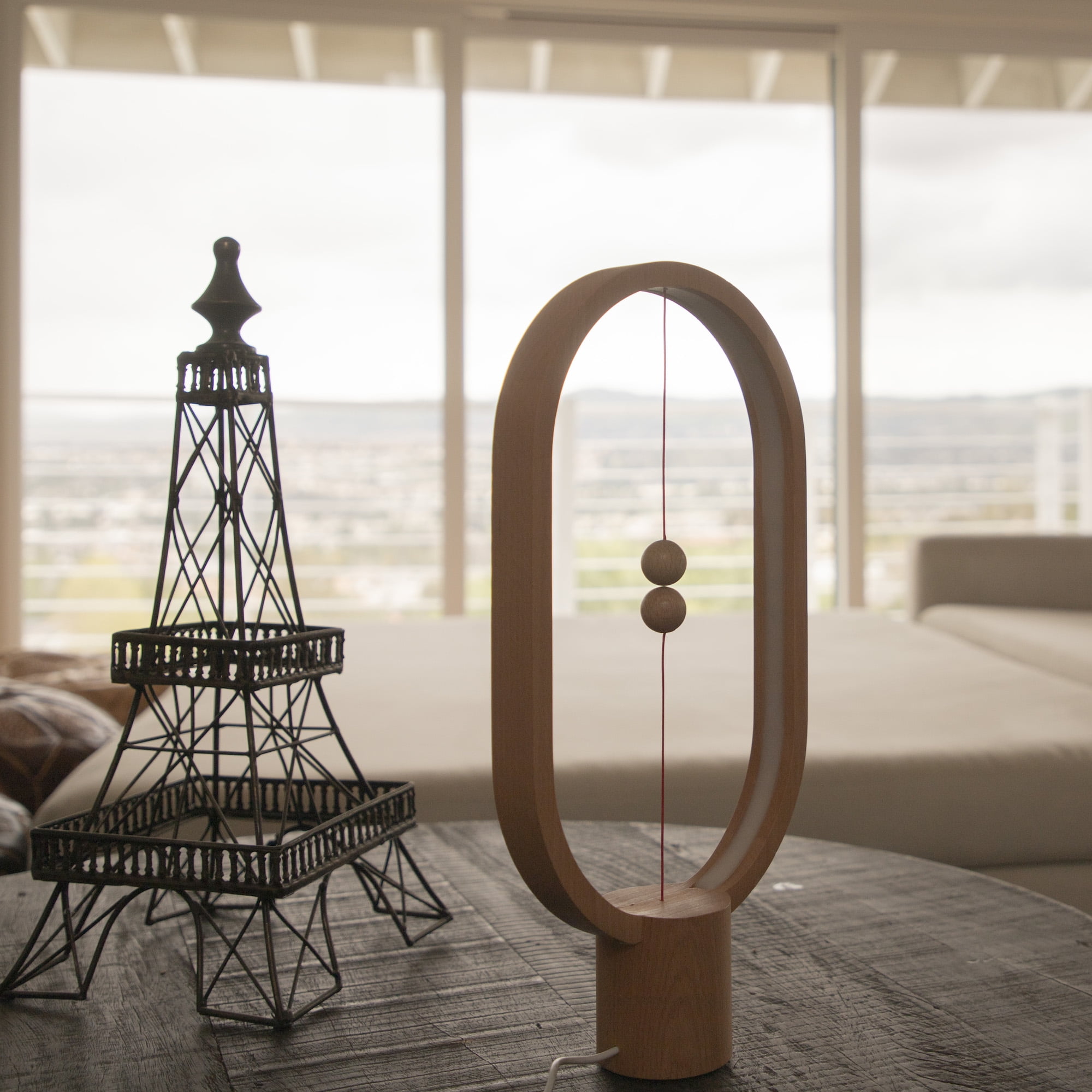 Heng Balance desk Lamp Ellipse; LIGHT WOOD