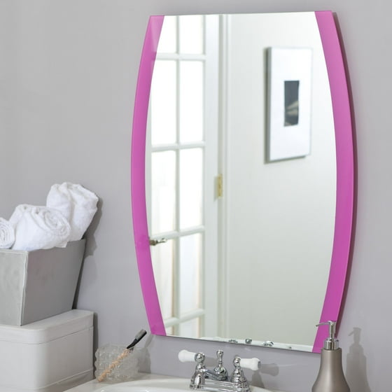 Décor Wonderland Jessica Wall Mirror - 23.6W x 31.5H in.