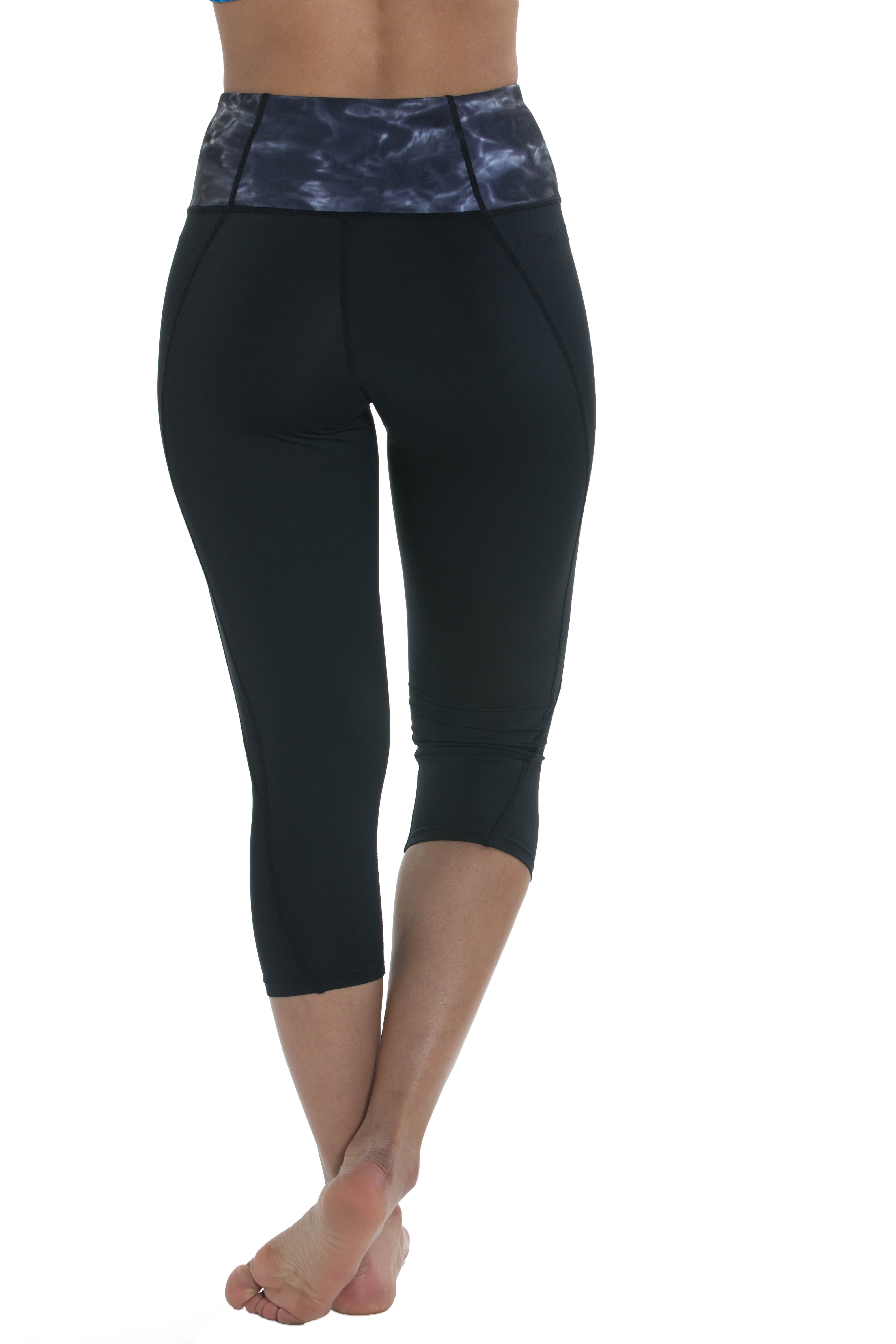 Aqua Design High Waisted Capri Leggings for Women: Black Water/Black size  Large 