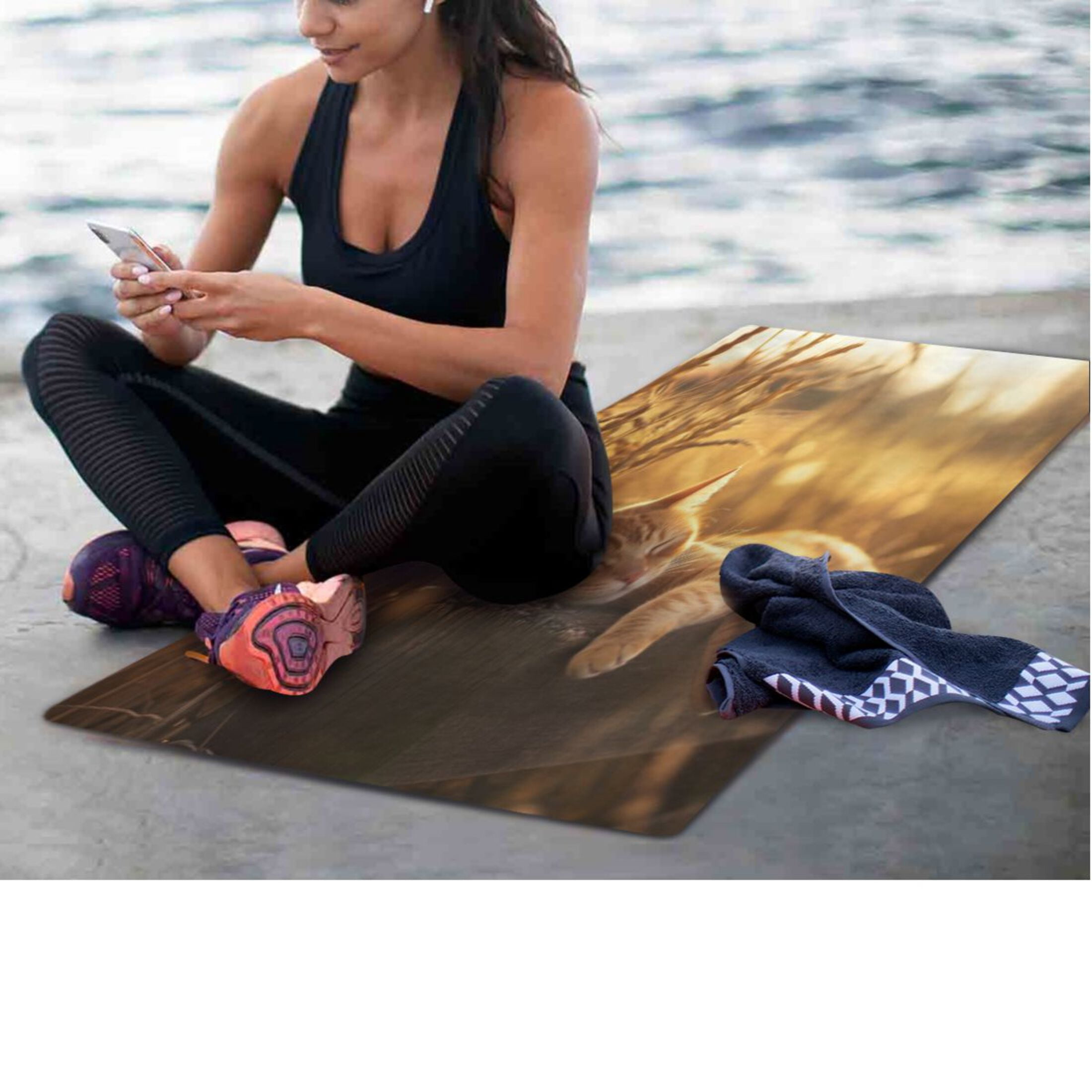 BZSMCE Yoga Mat Women Fitness Mat Peaceful Cat in Golden Light Pattern