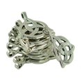 thumbnail image 1 of Paquete de 10 piezas de dijes para hacer joyas con nudos triangulares de Plata Soledad 35 x 27 x 6 mm, 1 of 6