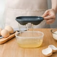 thumbnail image 3 of Separador de clara de huevo, separador de yema de huevo con doble compartimento para huevos, separador de filtro de yema de huevo, herramienta de extracción de huevos, herramienta de cocina con mango, 3 of 5