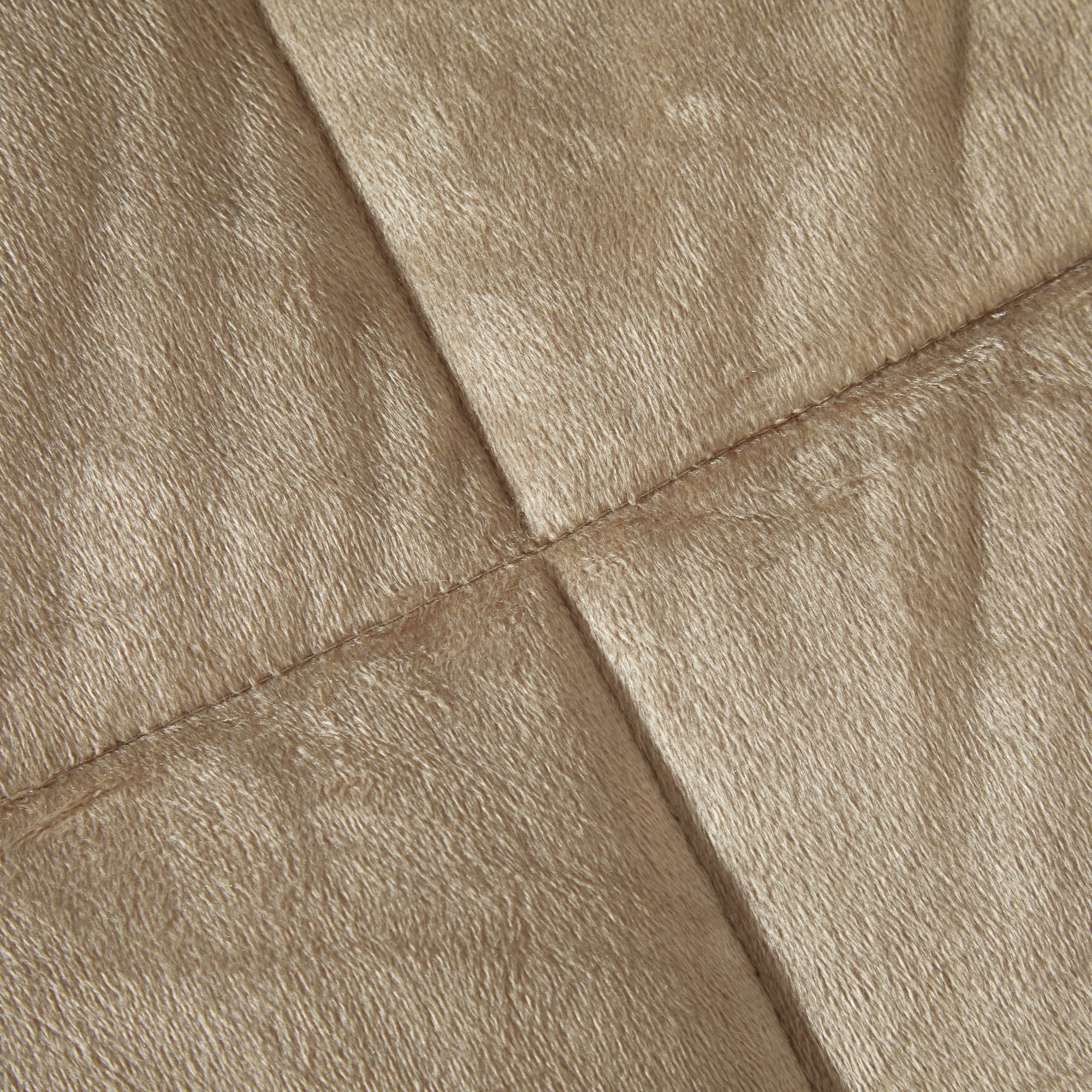 Dearfoams Super Soft Faux Fur Weighted Blanket, 12 lbs, 48x72
