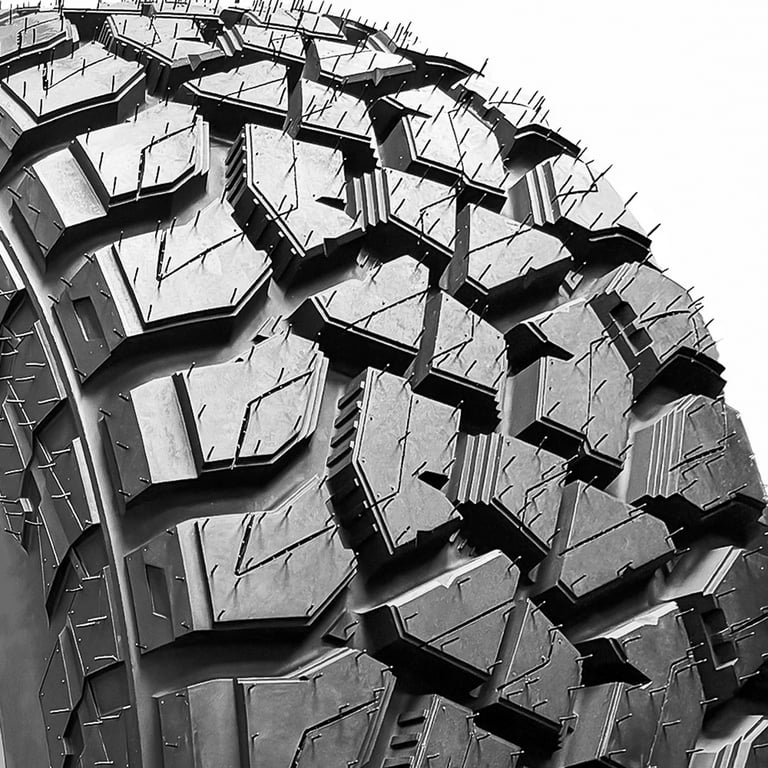 Mastertrack Truck Tire, Badlands RT LT 35X12.50R17, Load E