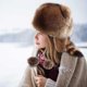 thumbnail image 2 of Gorro de Invierno Pequeño con Diseño de Mapache y Protección para Las Orejas., 2 of 4