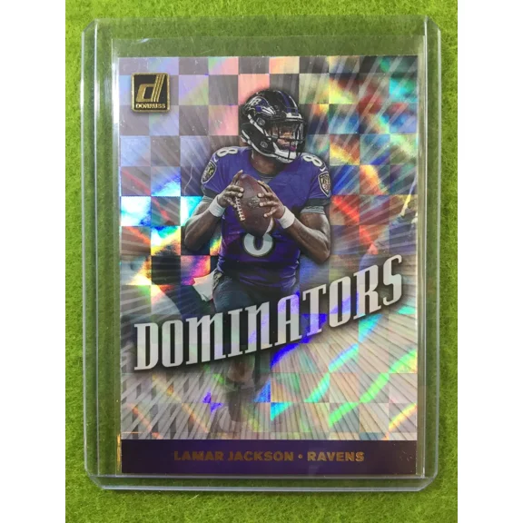 LAMAR JACKSON PRIZM INSERT CARD JERSEY #8 RAVENS REFRACTOR 2019 Panini Donruss