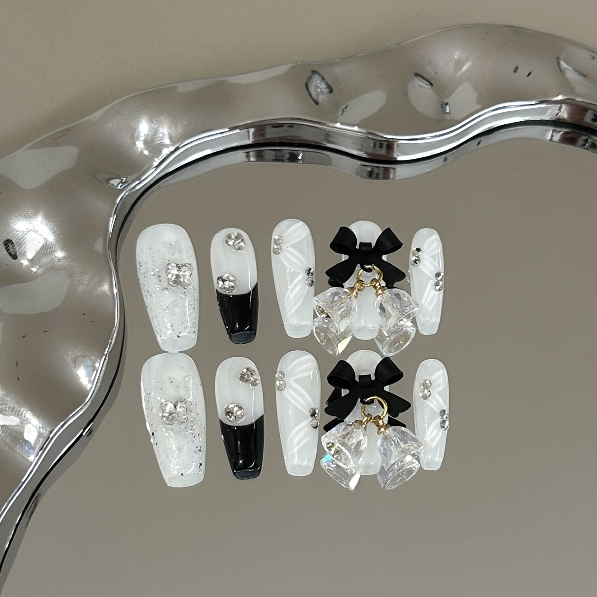 Purely handmade nail wear, high-end white French manicure, black bow, bell temperament, white fake nails