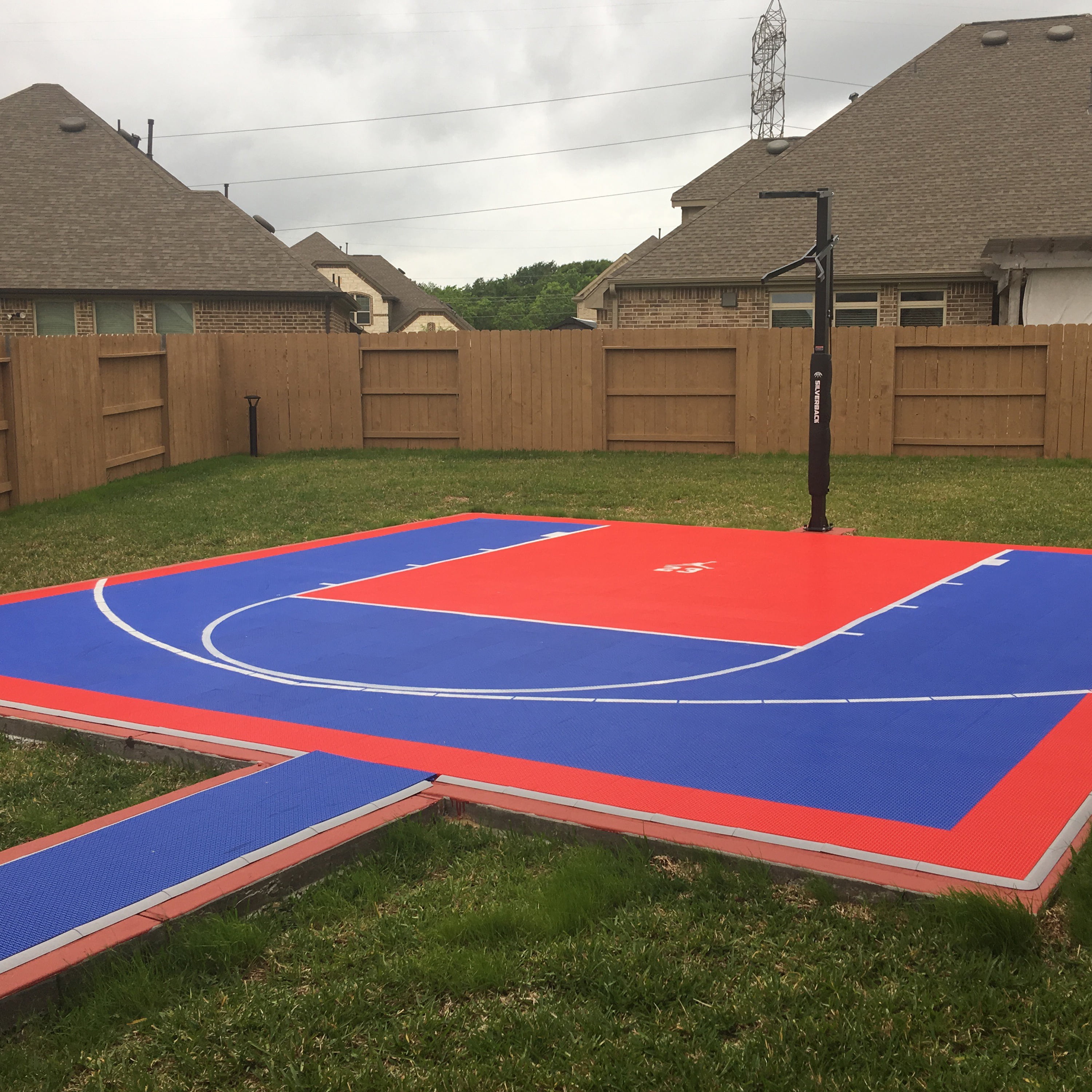 FlooringInc Outdoor Court Tiles, Basketball Volleyball Tennis, 40 Pack