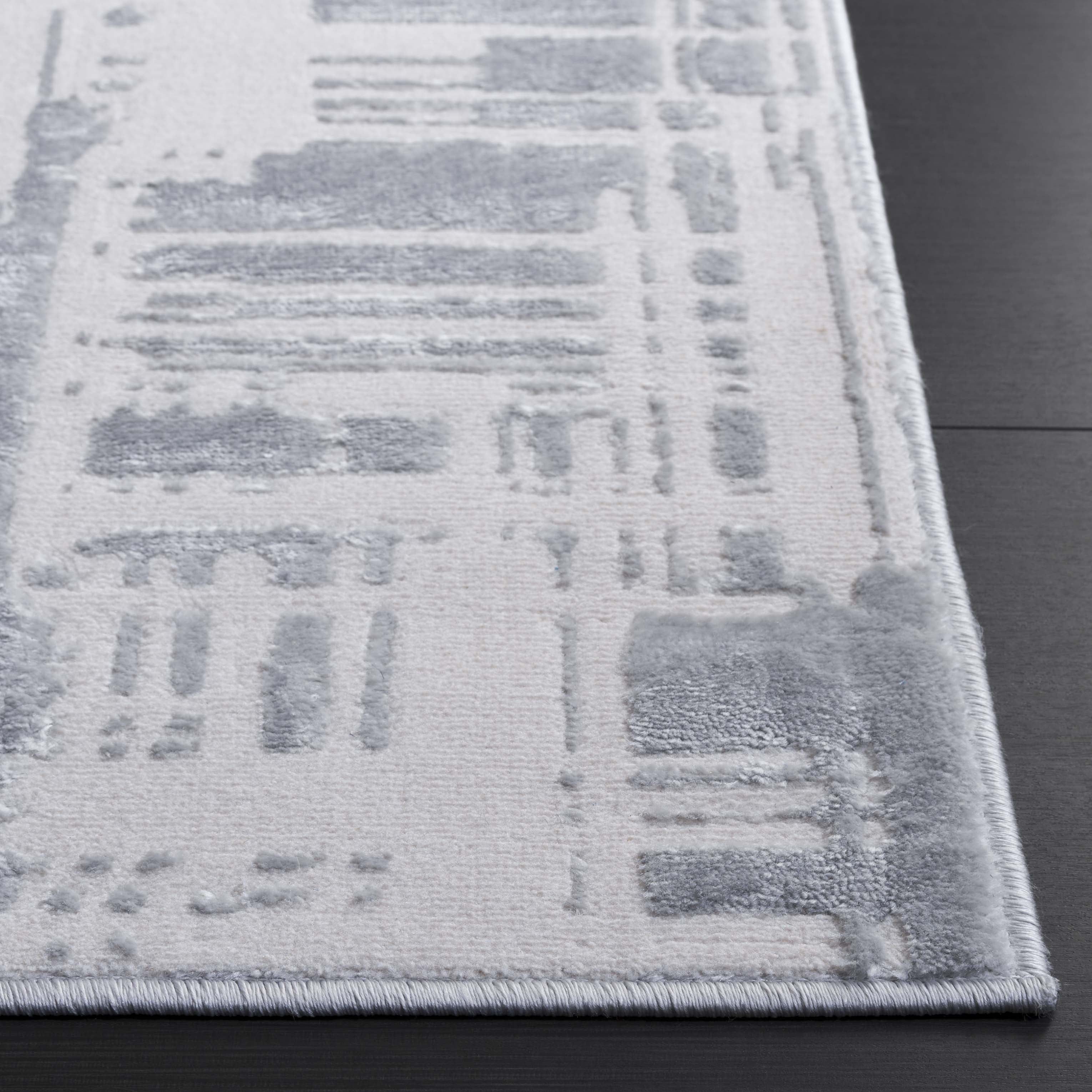 SAFAVIEH Saylor Tryik Geometric Area Rug, Ivory/Dark Gray, 5'5" x 7'7"