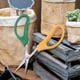 thumbnail image 5 of Tijeras de podar domésticas con mango bicolor para jardinería y recolección de uvas, 5 of 6