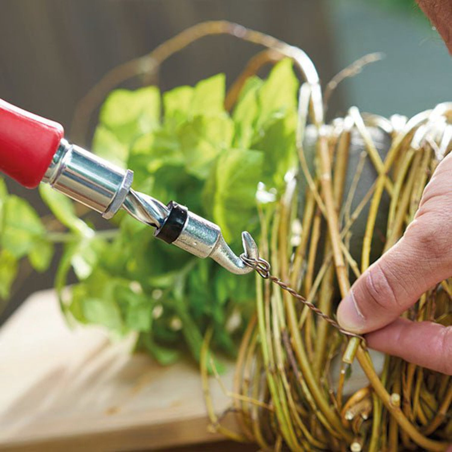 Floral Wire Twist Tool