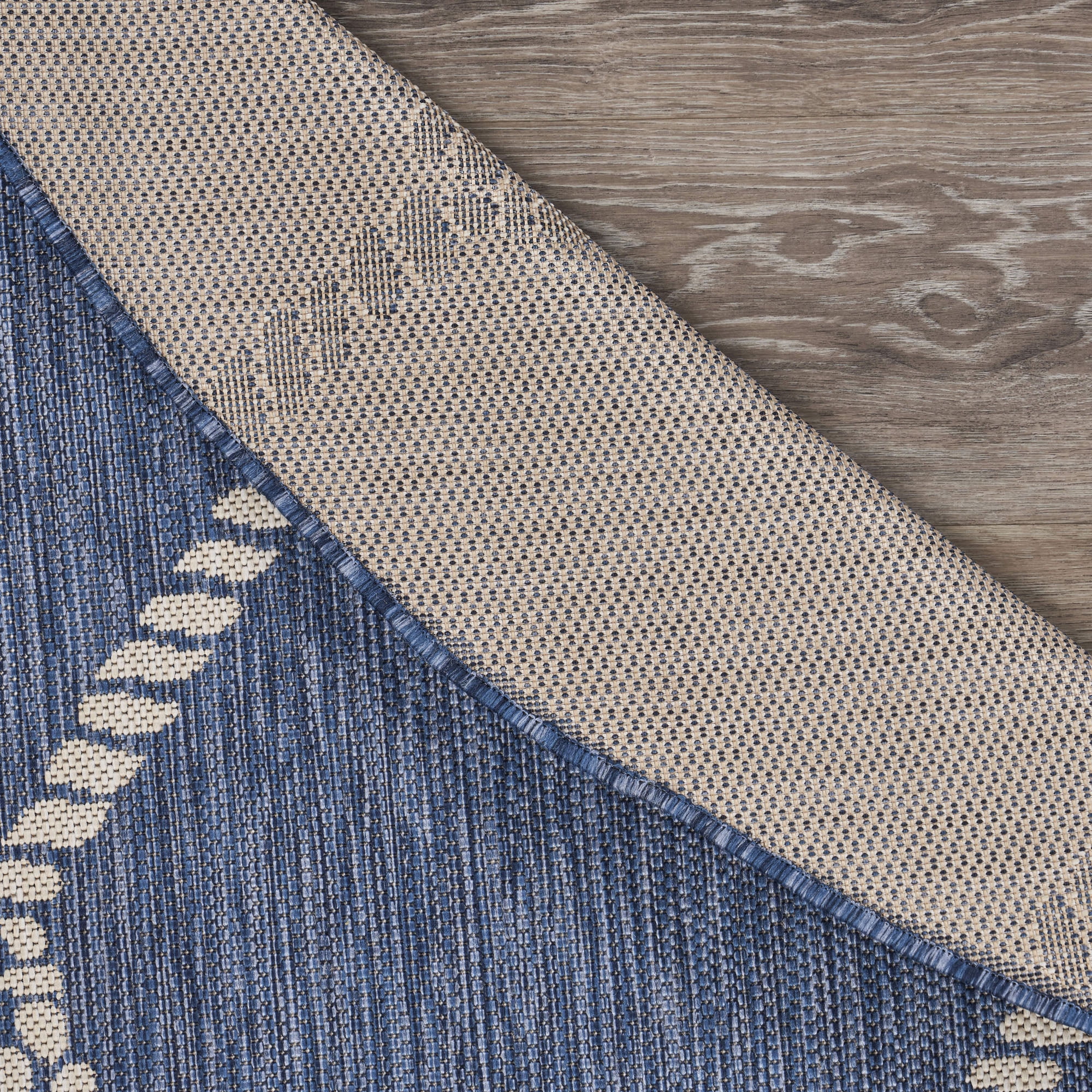 Ox Bay Sophie 5'3" Round Navy Nautical Rope Indoor/Outdoor Area Rug