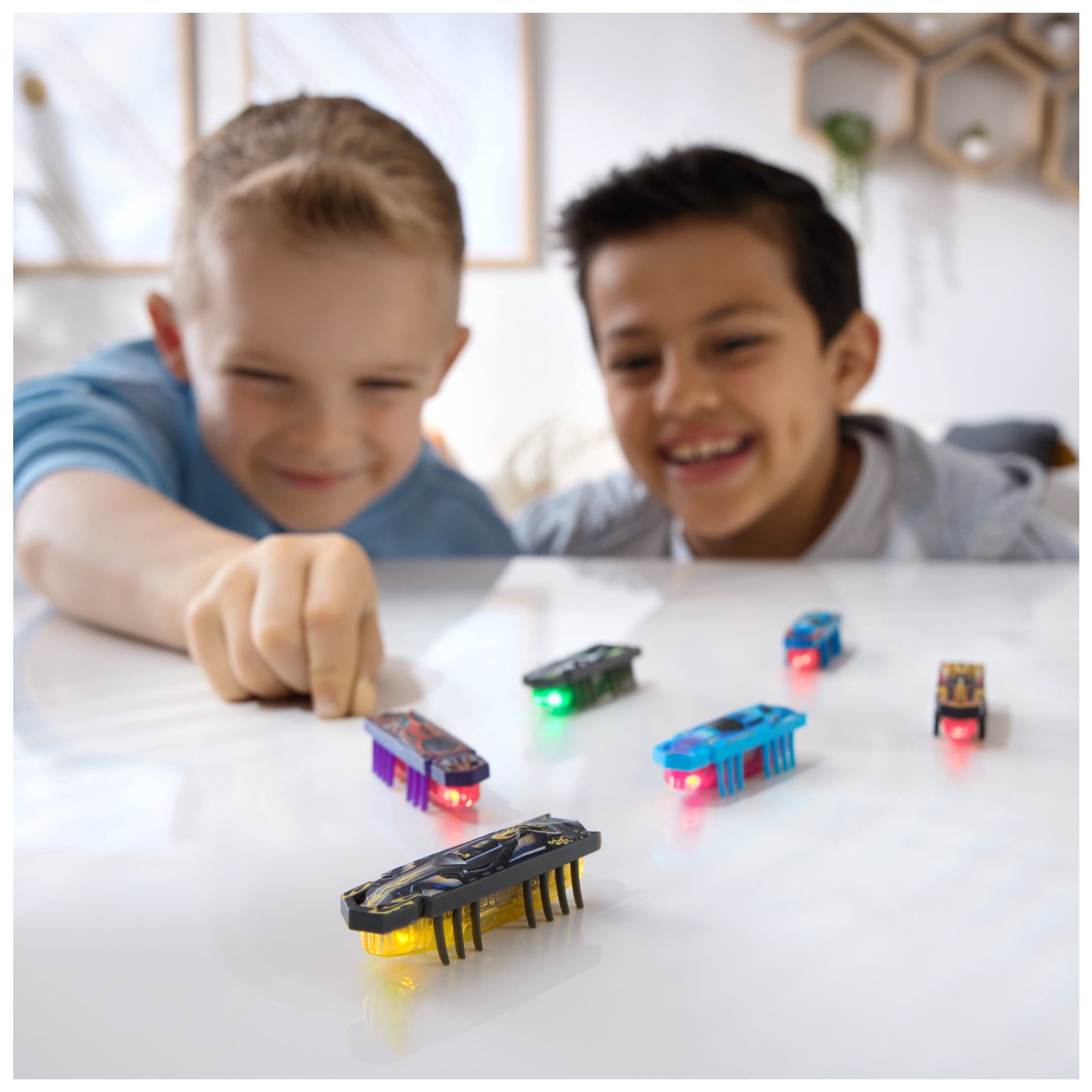 HEX BOTS Nano Single, Autonomous Mini Robot Toys with Vibration Technology, Ages 3 & Up